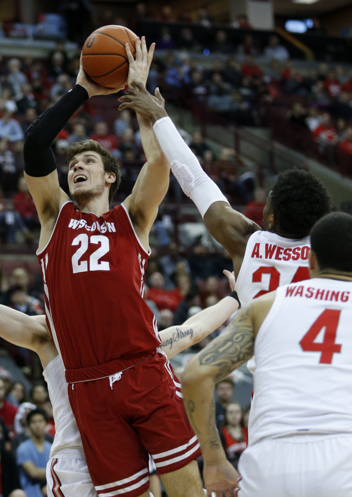 Badgers 73, Buckeyes 67 (OT)